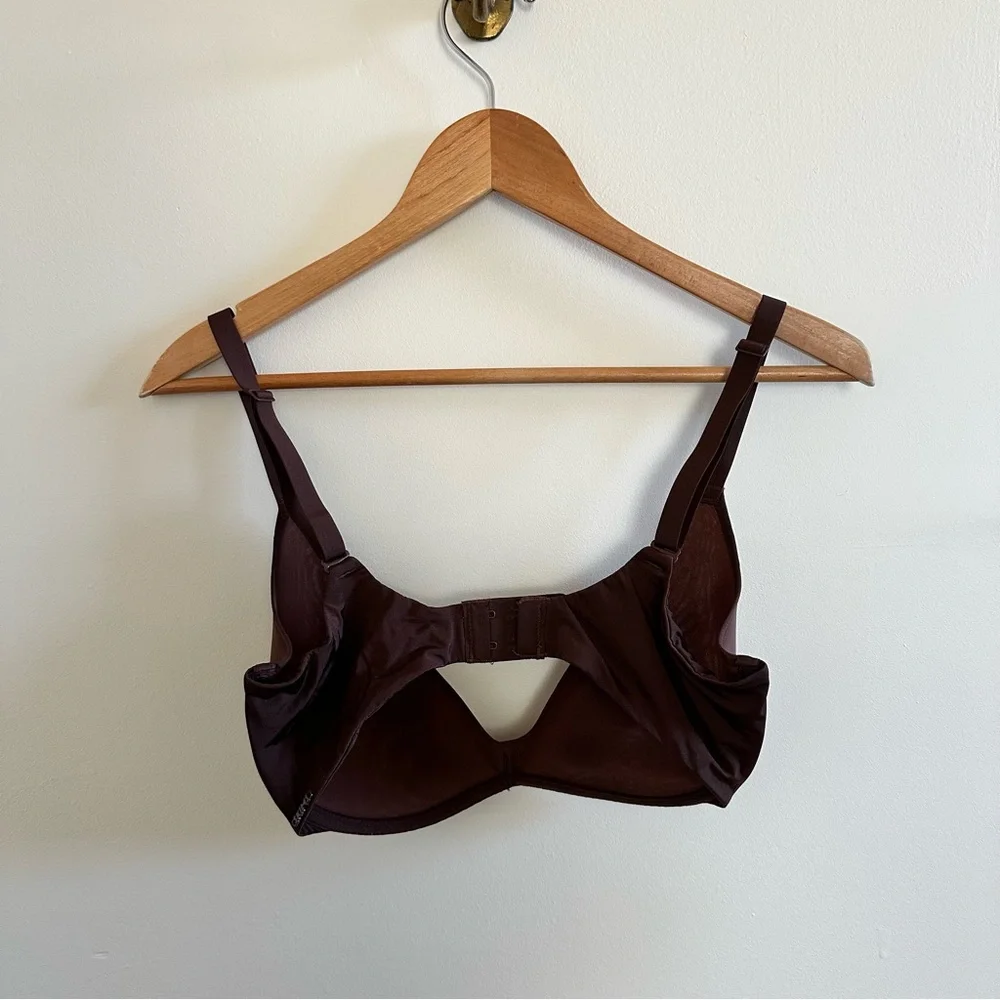 SKIMS Weightless Scoop Mesh Bra in Cocoa- 36D - Picture 4 of 5